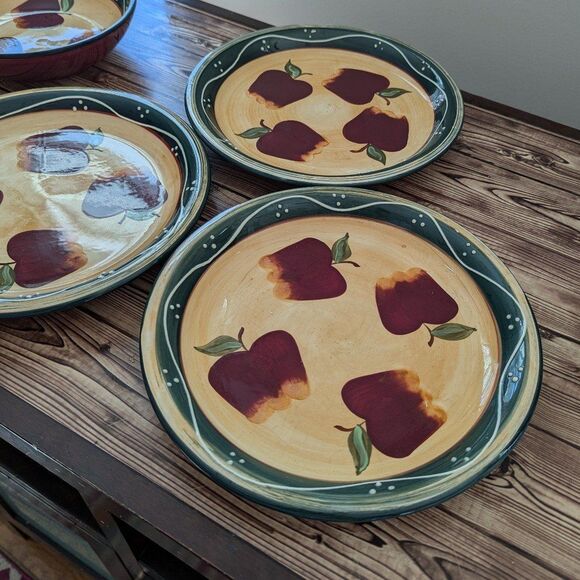 Vintage Casa Varo Country Apple Hand Painted Plates - Picture 2 of 5